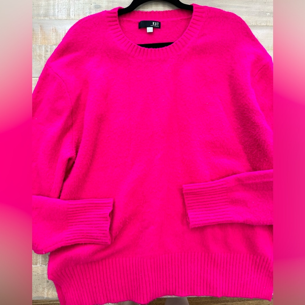 Kut from the Kloth  hot pink knit long sleeve crewneck sweater